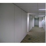 Compra e instalação de divisória na Vila Celeste